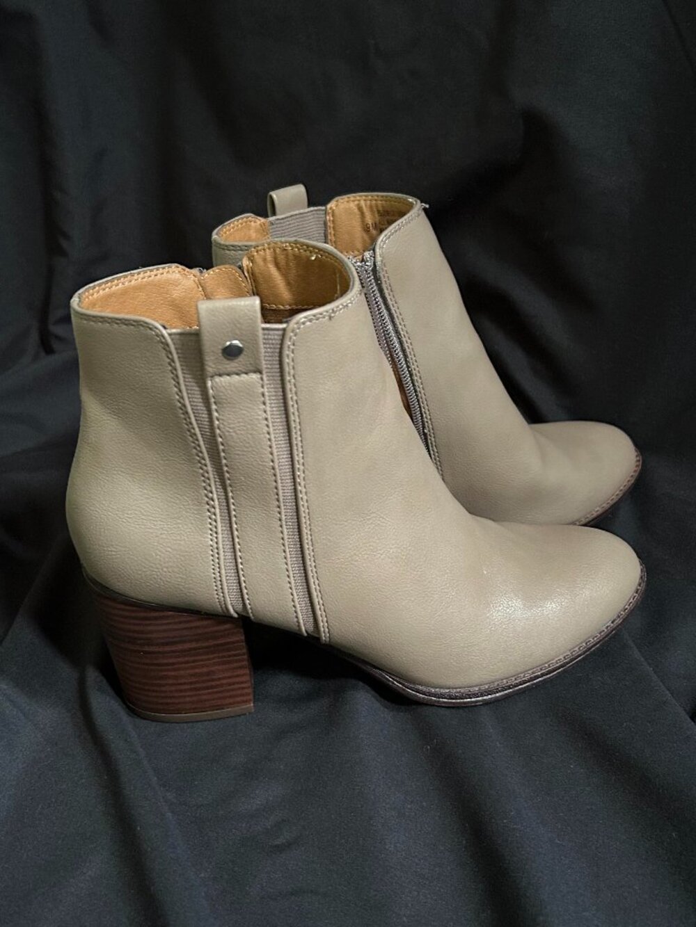 Eurosoft Sabira Pebble Boots (Like New)